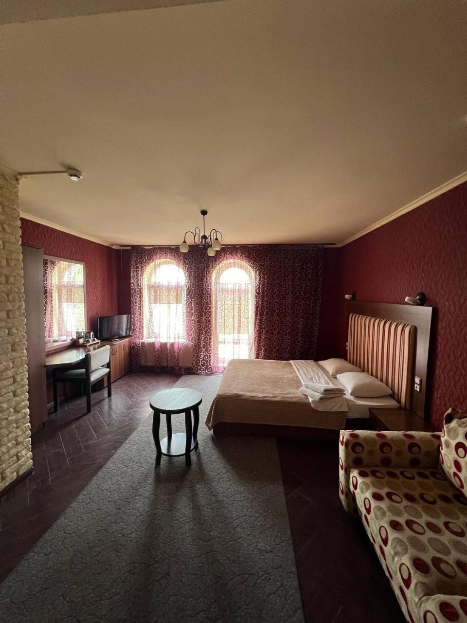 Гетьман Готель & Spa Chortkiv Exterior foto