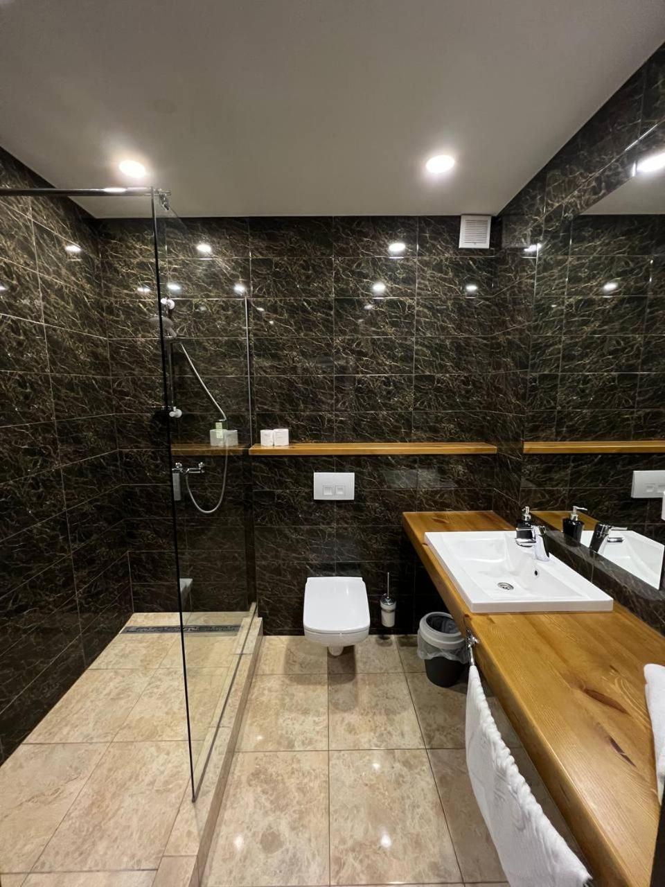 Гетьман Готель & Spa Chortkiv Exterior foto